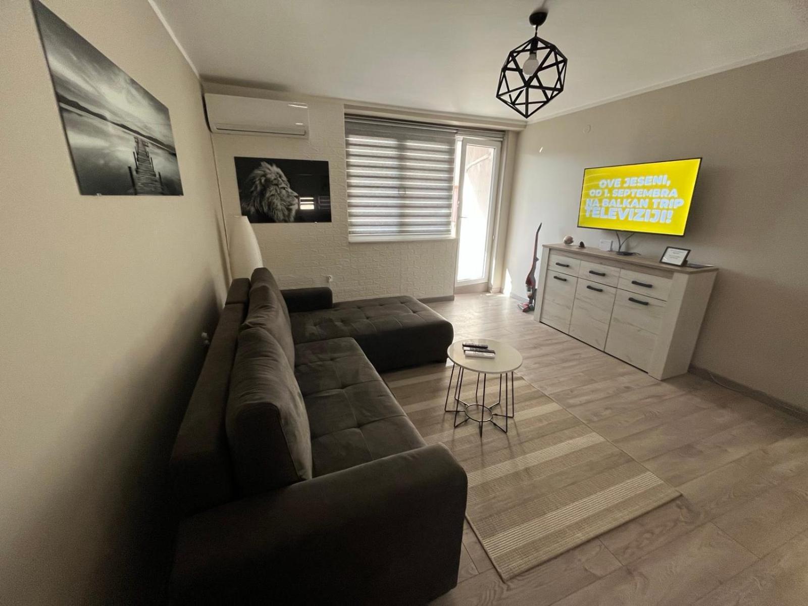 דונג'י מלינובאץ' Apartman Petrov מראה חיצוני תמונה
